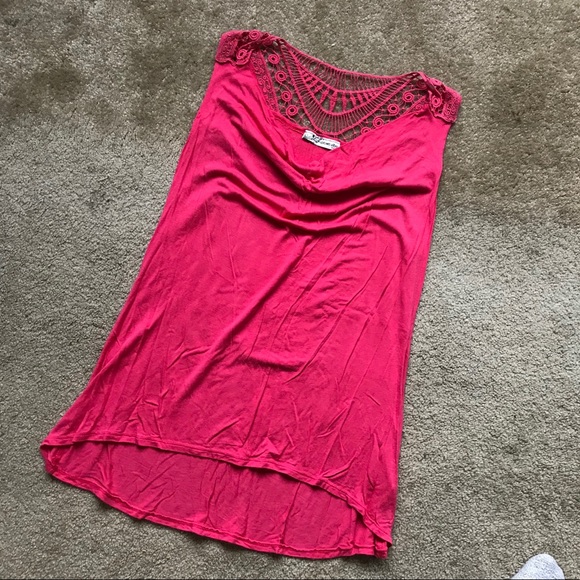 Pink top - Picture 5 of 8